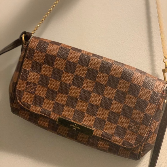 Louis Vuitton favorite PM. Discontinued in store - Picture 4 of 8